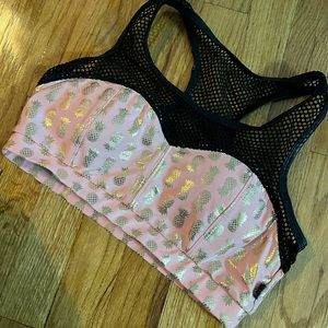 Cleo The Hurricane Pineapple Heartbreaker🍍 💕